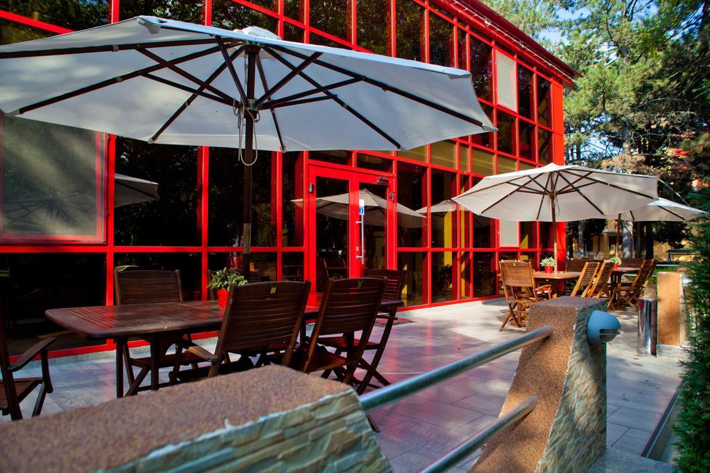 Hotel Dana أمارا المظهر الخارجي الصورة