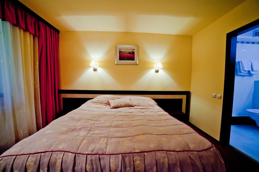 Hotel Dana أمارا المظهر الخارجي الصورة